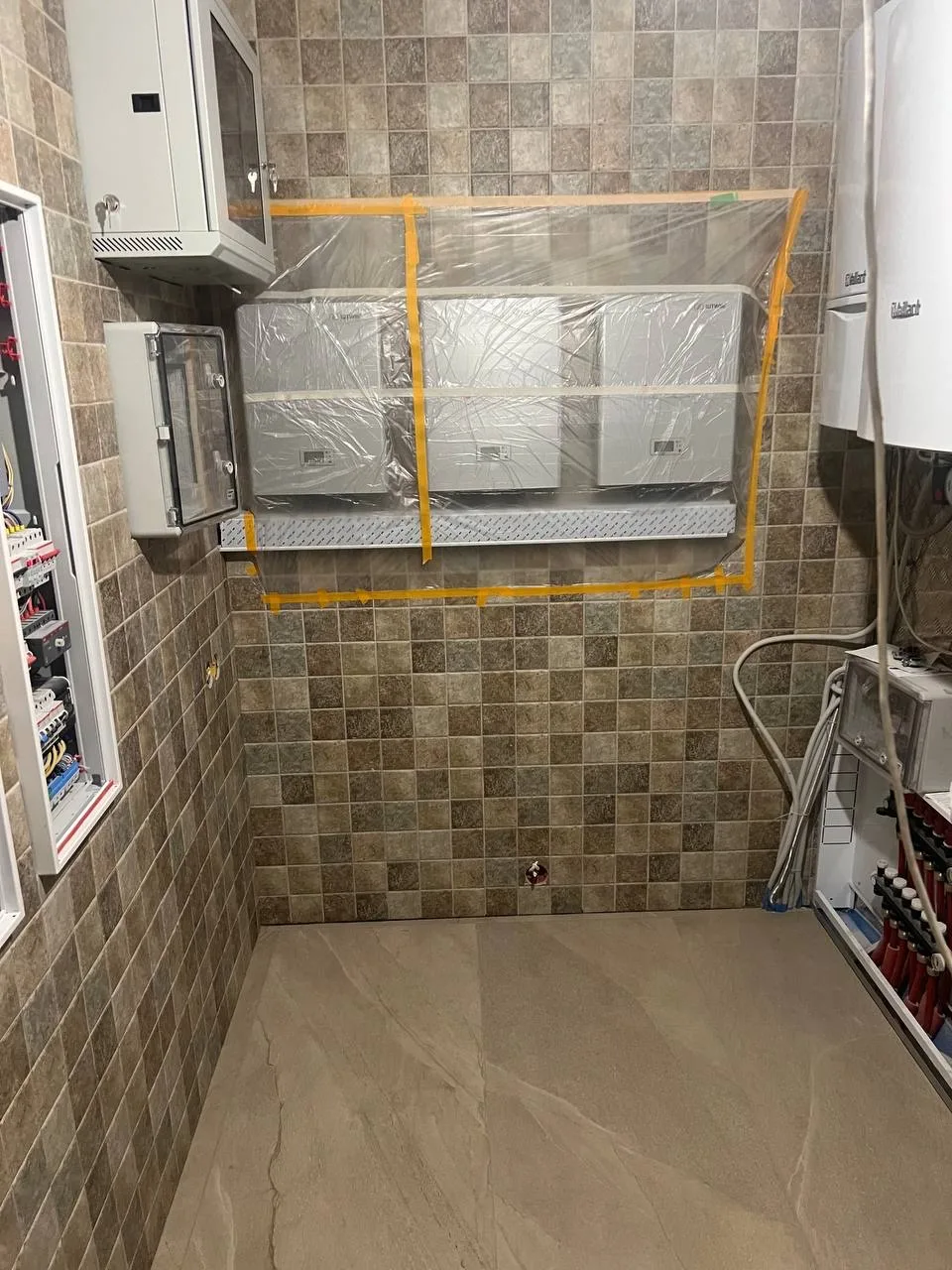 Электромонтажные работы на объекте